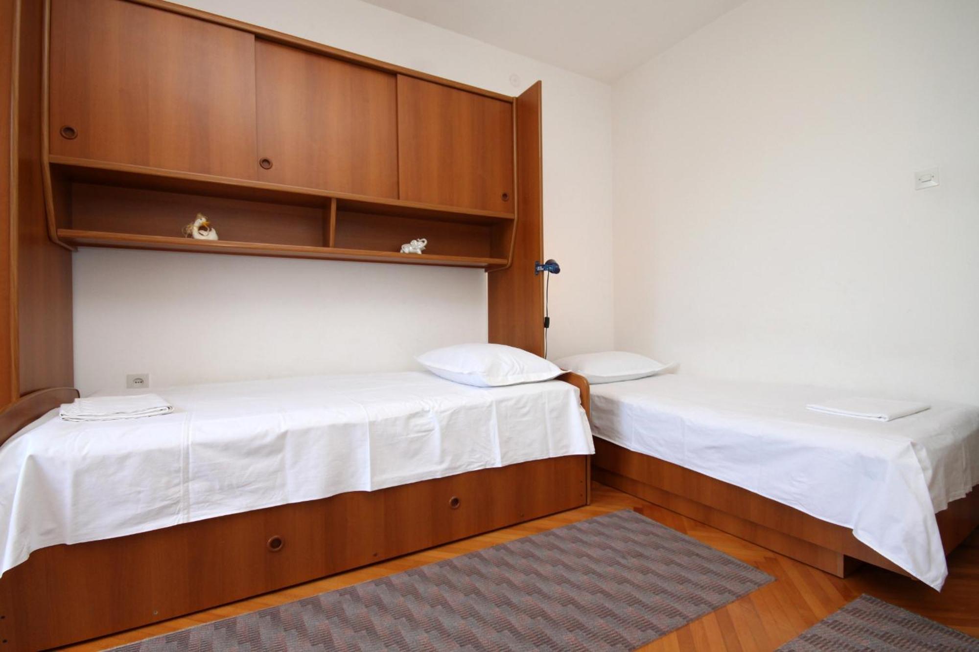 Apartments By The Sea Brist, Makarska - 505 Podaca Kamer foto